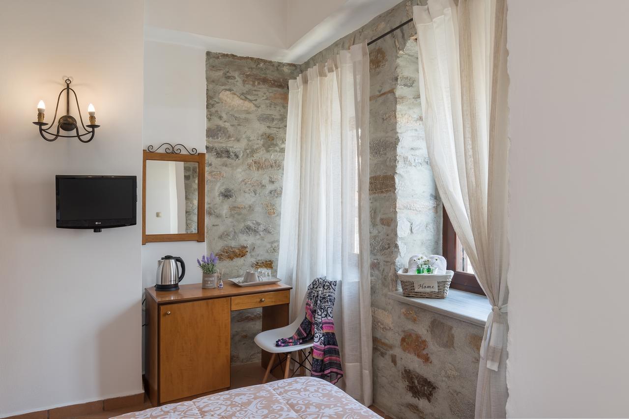 Iliada Hotel แอร์มูโปลี ภายนอก รูปภาพ