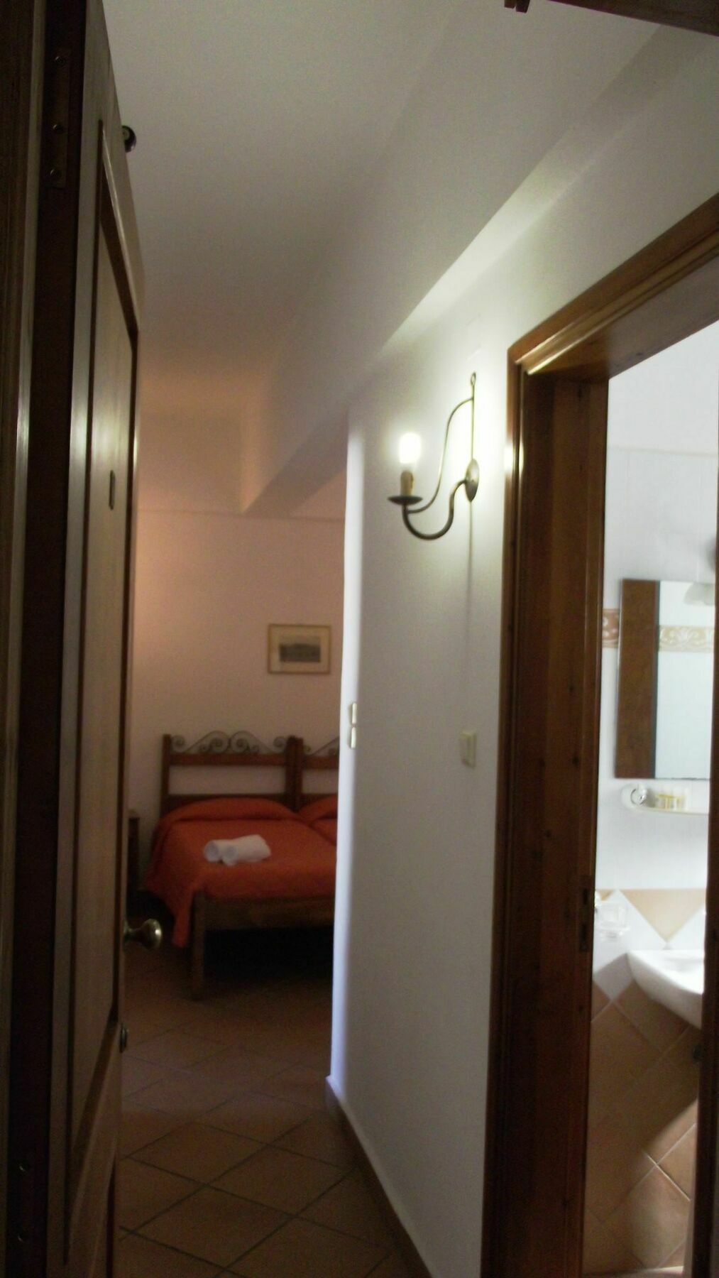 Iliada Hotel แอร์มูโปลี ภายนอก รูปภาพ
