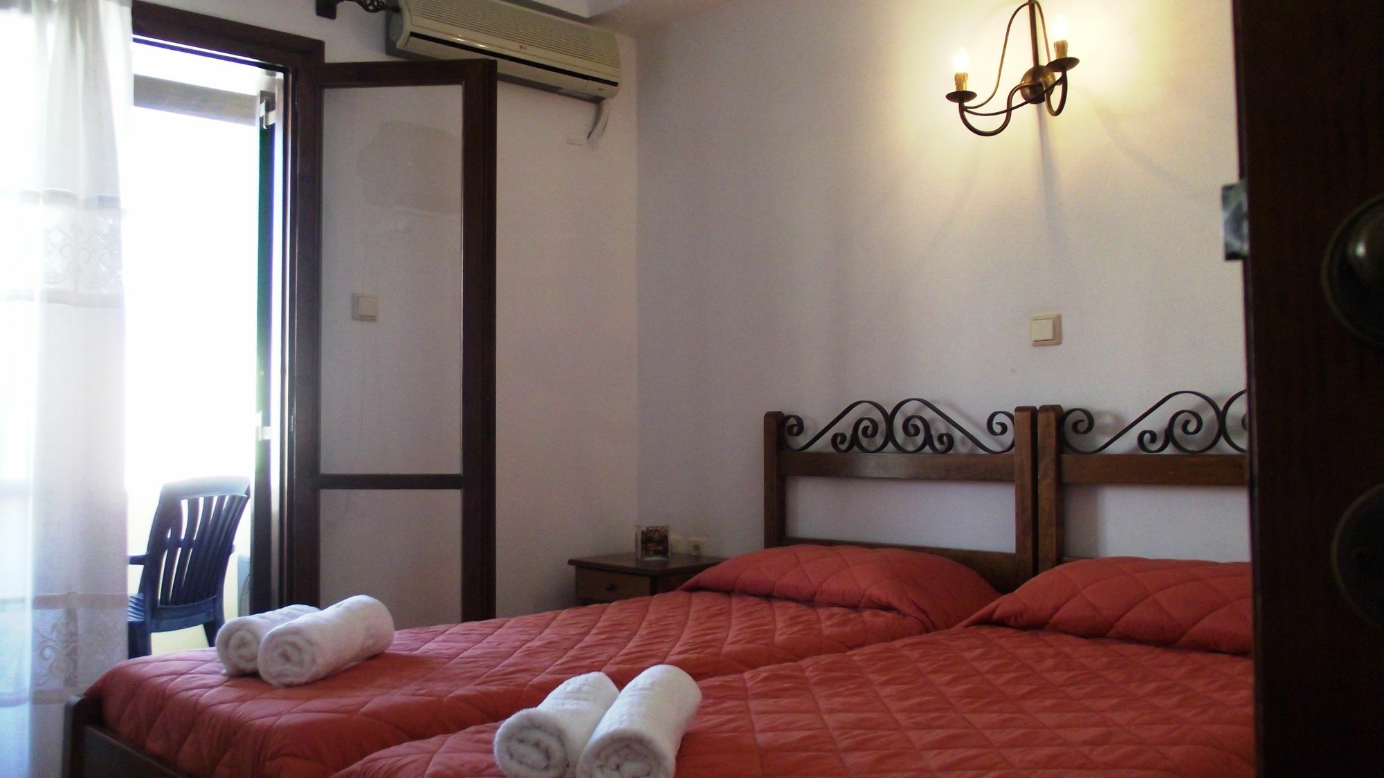 Iliada Hotel แอร์มูโปลี ภายนอก รูปภาพ